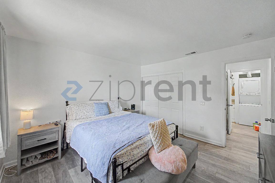 Apartment for rent at 1265 Kendall Dr #521, San Bernardino, CA 92407