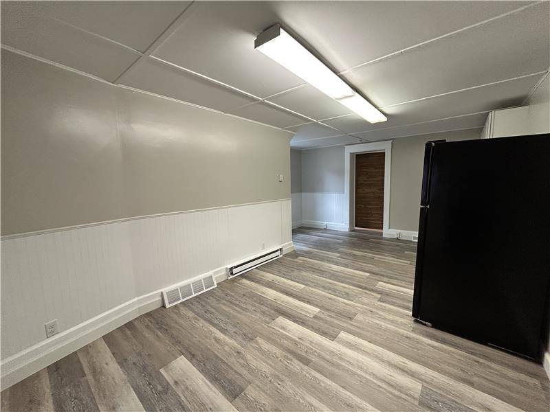 Apartment for rent at 102 N 3rd St, Toronto, OH 43964
