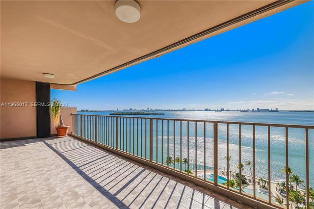 Apartment for rent at 1800 NE 144th St #1004, Miami, FL 33181