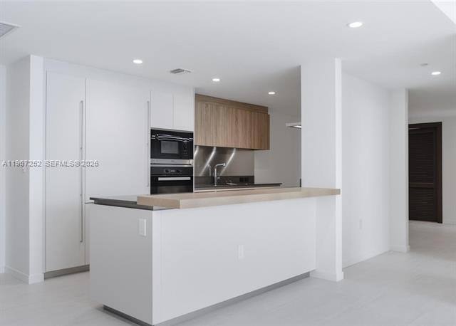 Apartment for rent at 1000 Brickell Plaza #4506, Miami, FL 33131