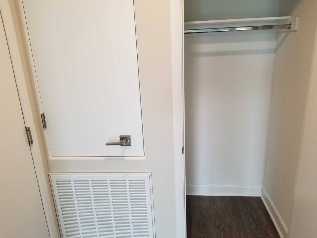 Apartment for rent at 10909 Hartsook St #209, North Hollywood, CA 91601