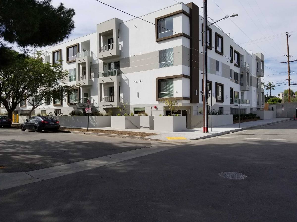 Apartment for rent at 10909 Hartsook St #209, North Hollywood, CA 91601
