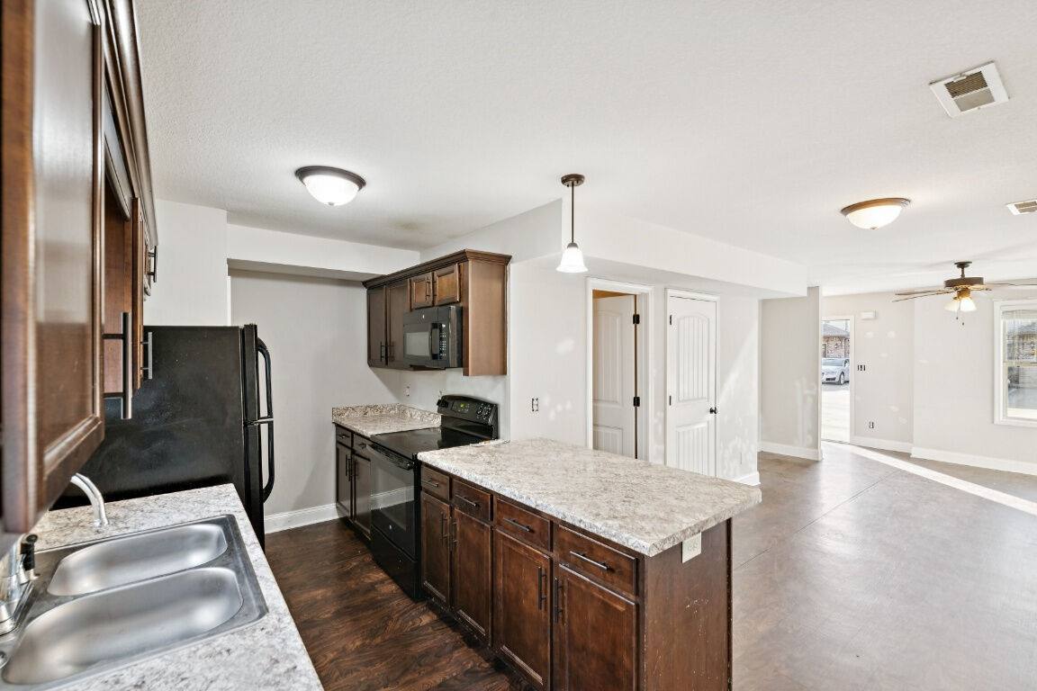 Apartment for rent at 1758 Spring Water Dr, Clarksville, TN 37040