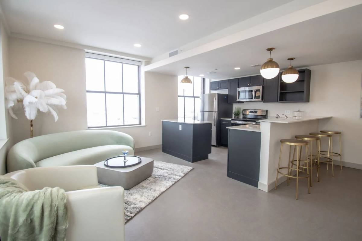 Apartment for rent at 622 4th St, Sioux City, IA 51101