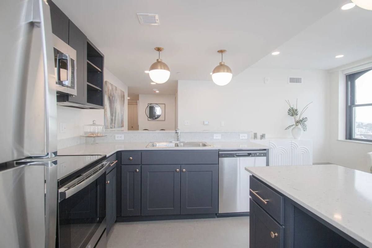 Apartment for rent at 622 4th St, Sioux City, IA 51101