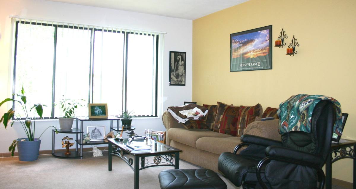 Apartment for rent at 405 Clayton Dr, Jefferson City, MO 65101