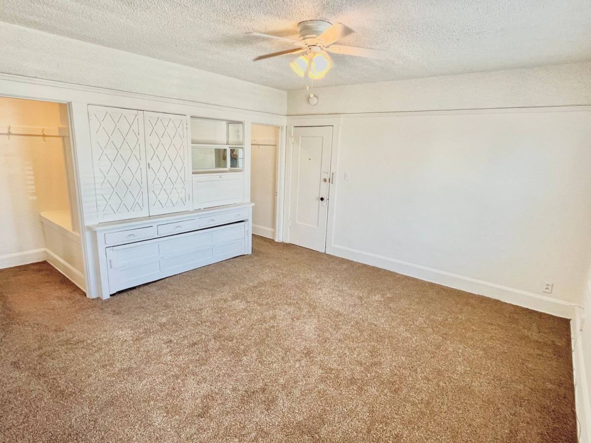Apartment for rent at 109 University Ave, San Diego, CA 92103