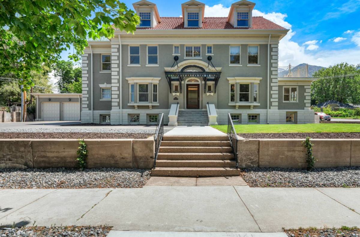 Apartment for rent at 2480 Van Buren Ave, Ogden, UT 84401