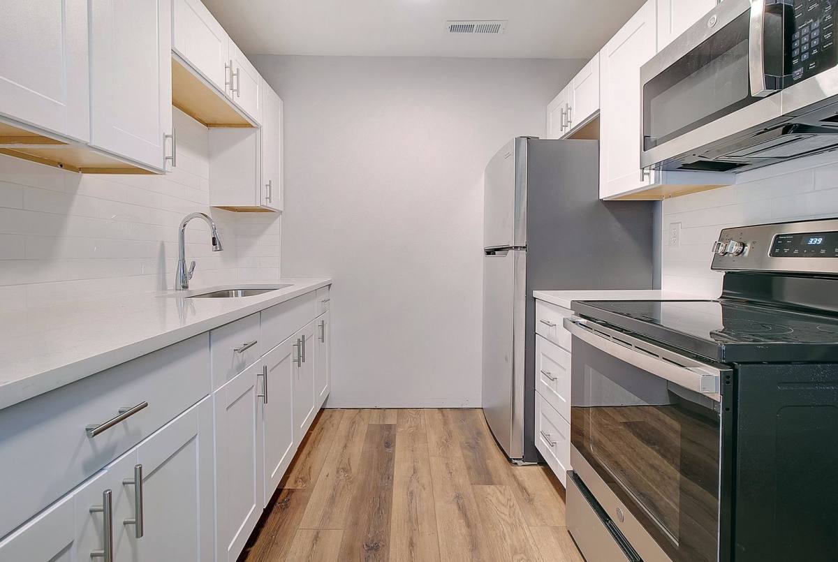 Apartment for rent at 4003 S Rhett Ave #A6, North Charleston, SC 29405