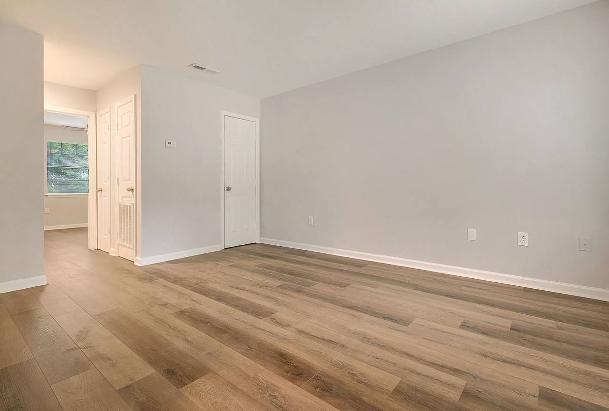 Apartment for rent at 4003 S Rhett Ave #A6, North Charleston, SC 29405