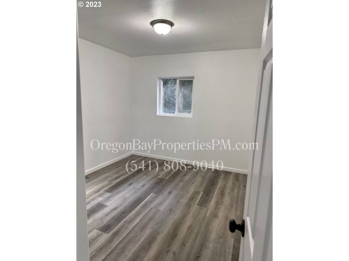 House for rent at 1656 Coos River Highway, Coos Bay, OR 97420