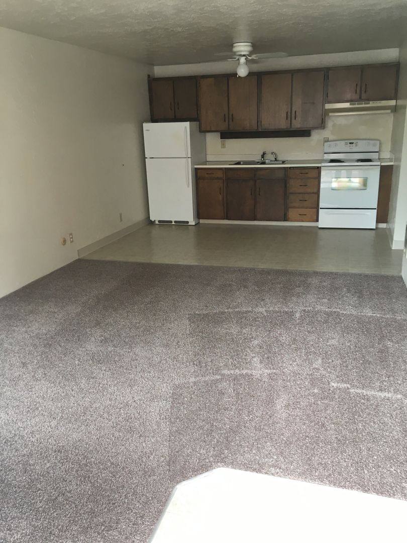 Apartment for rent at 1550 High St, Eugene, OR 97401