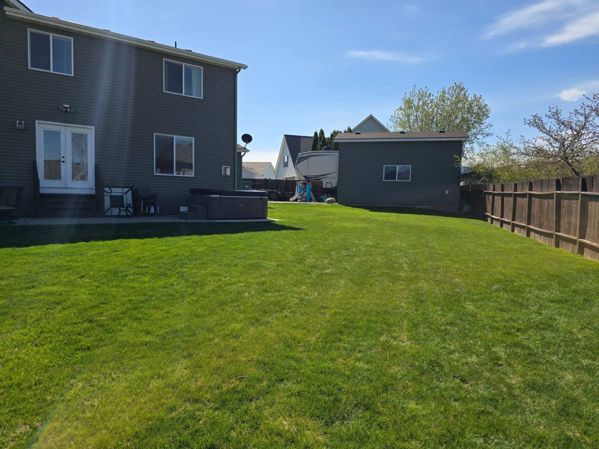 House for rent at 3733 N Cleveland Court, Post Falls, ID 83854