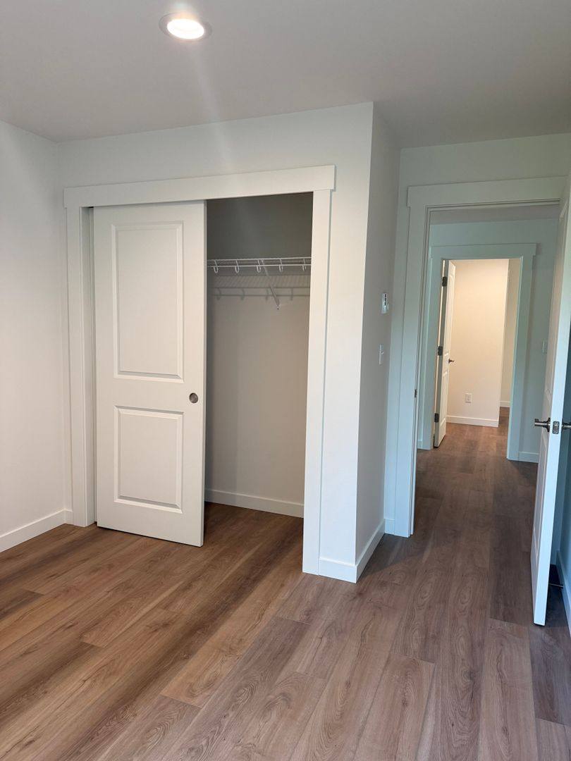 Apartment for rent at 705 W Lake Samish Dr, Bellingham, WA 98229