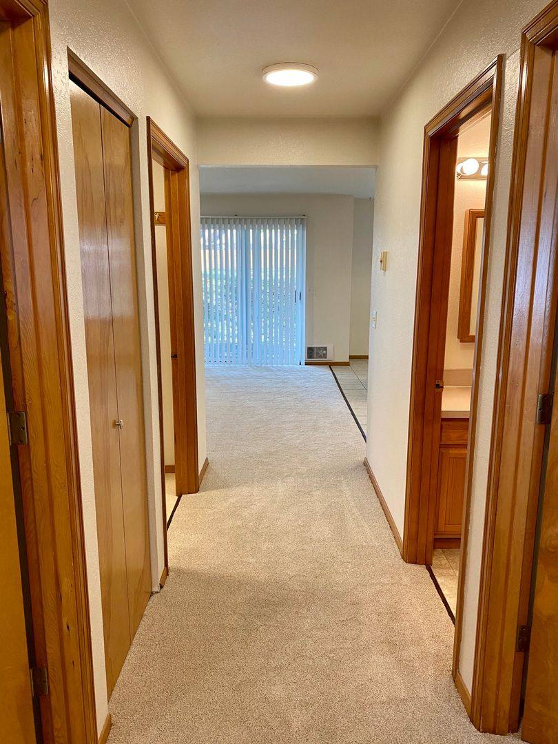 Apartment for rent at 2680-2690 Alderwood Ave, Bellingham, WA 98225