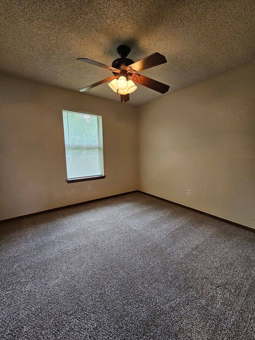 House for rent at 3413 Pathway Circle, Norman, OK 73072