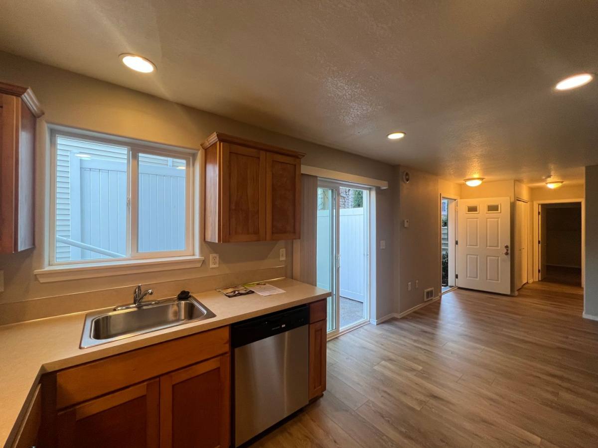 Apartment for rent at 11873 SE Pine St, Portland, OR 97216