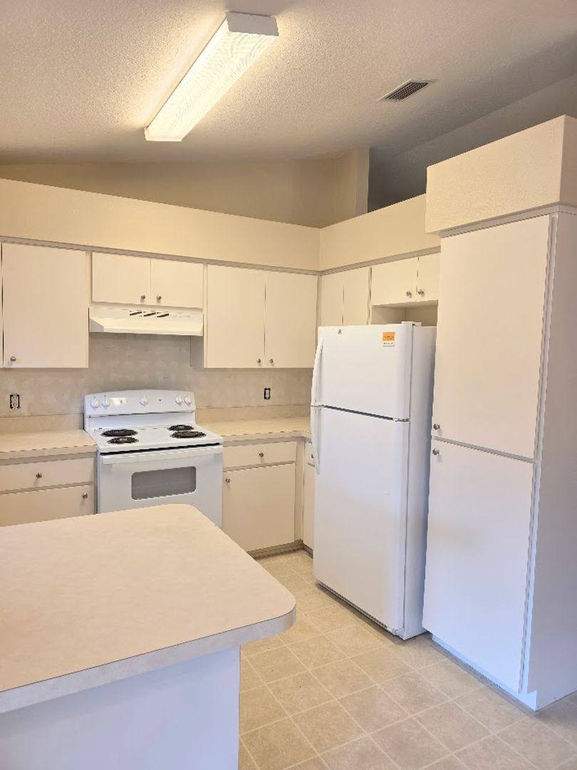 House for rent at 9676 N Jourden Dr, Dunnellon, FL 34434