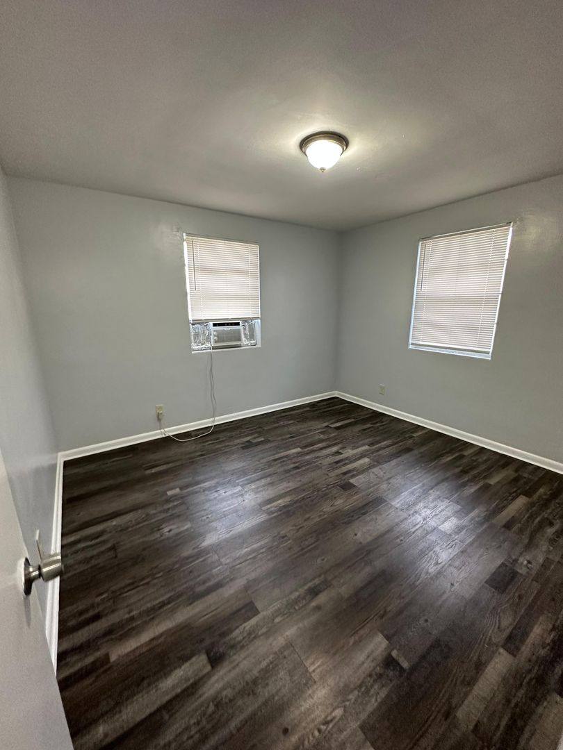 Apartment for rent at 2002 Palafox St, Jacksonville, FL 32209