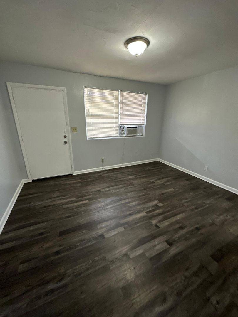 Apartment for rent at 2002 Palafox St, Jacksonville, FL 32209