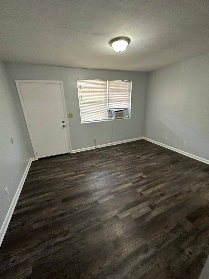 Apartment for rent at 2002 Palafox St, Jacksonville, FL 32209