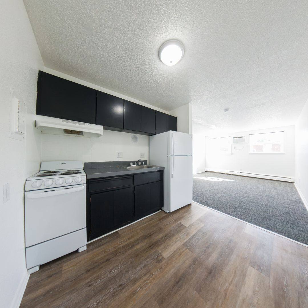 Apartment for rent at 1313 21st St, Des Moines, IA 50311