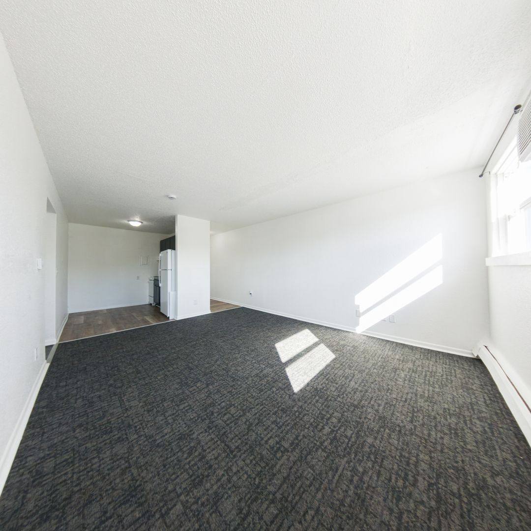 Apartment for rent at 1313 21st St, Des Moines, IA 50311