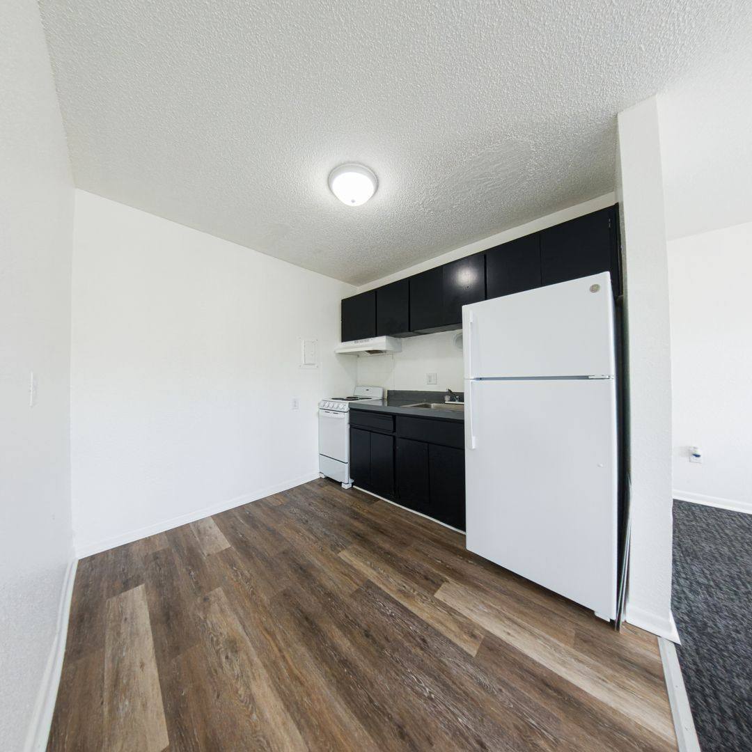 Apartment for rent at 1313 21st St, Des Moines, IA 50311