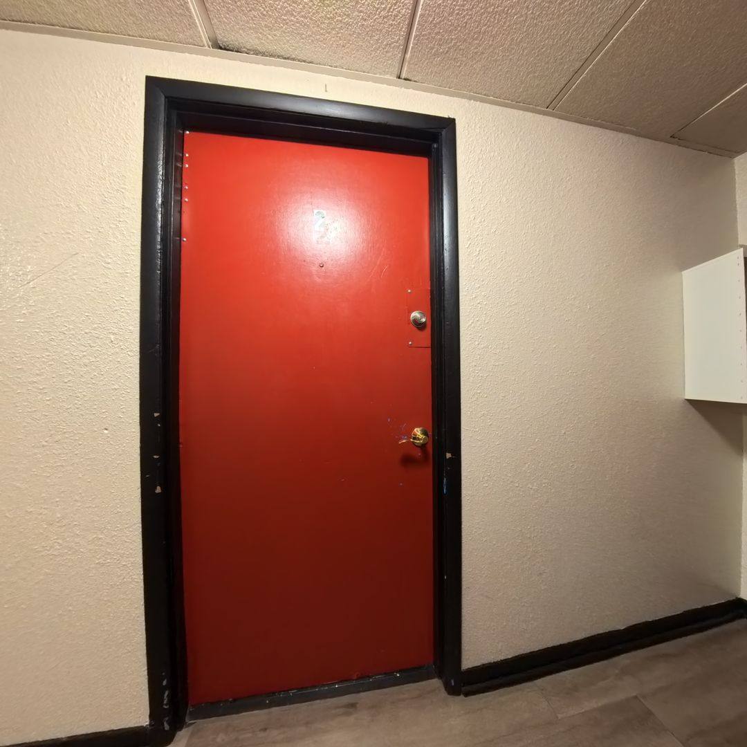 Apartment for rent at 1313 21st St, Des Moines, IA 50311