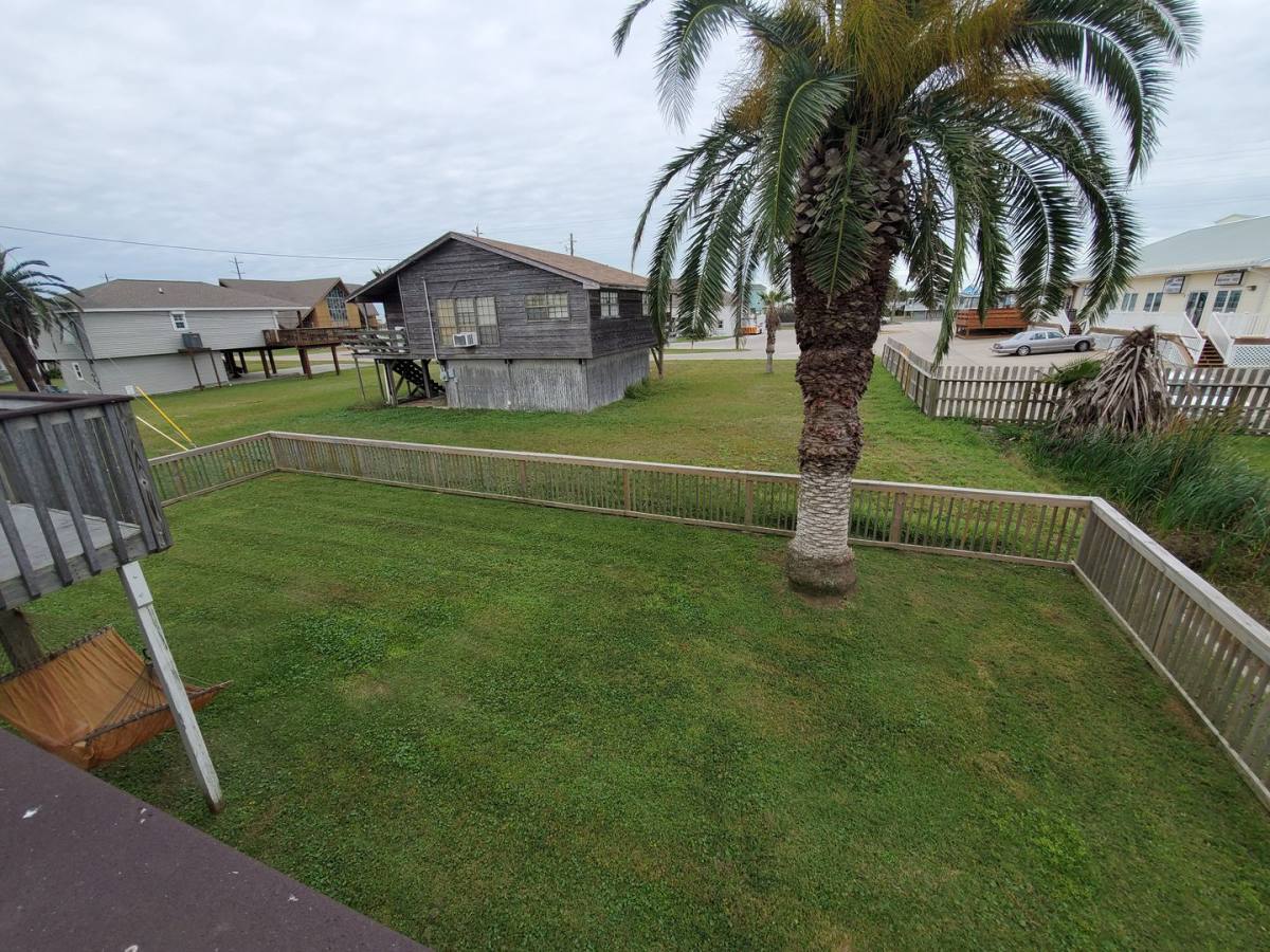 House for rent at 16631 Edward Teach, Galveston, TX 77554