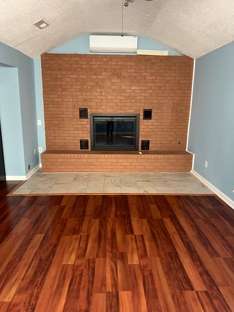 Apartment for rent at 514 Monroe St, Lincolnton, NC 28092