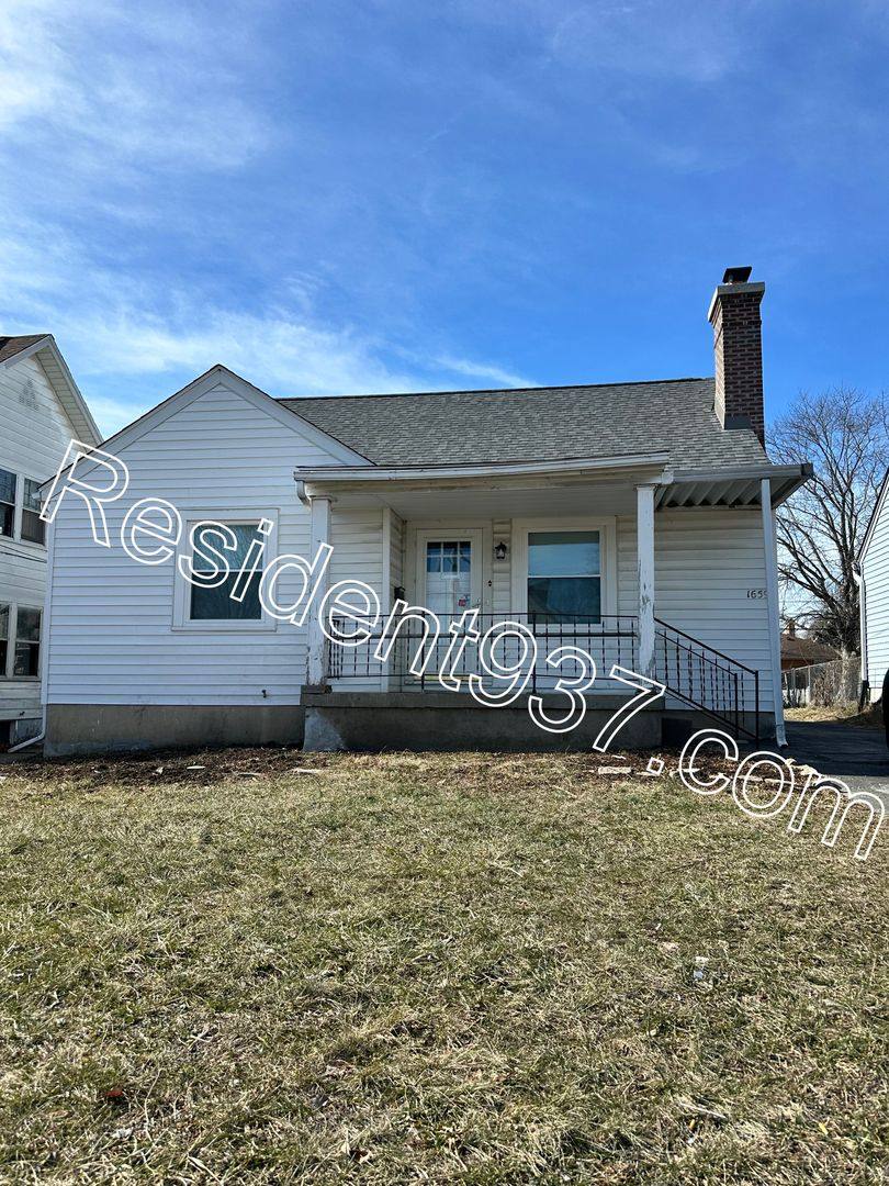 House for rent at 1659 Hearthstone Dr, Dayton, OH 45410