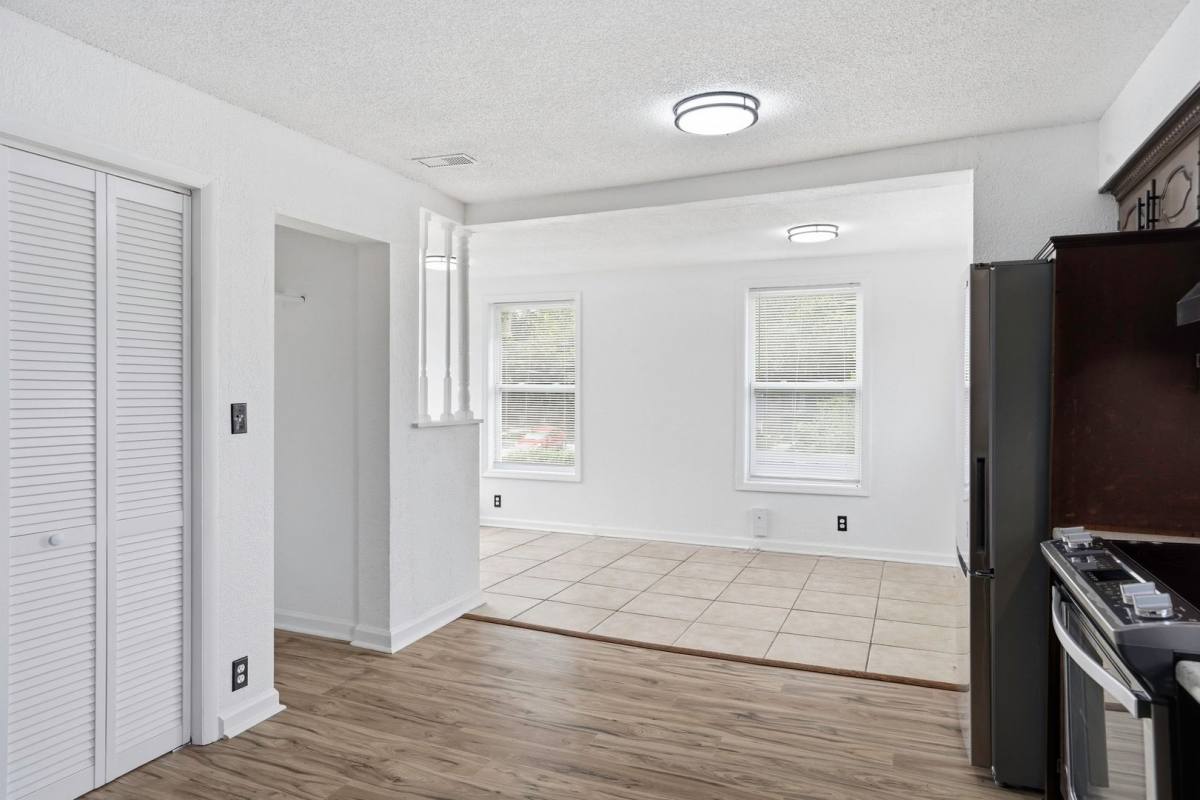 Apartment for rent at 220 Brooklyn Ave, Kansas City, MO 64124