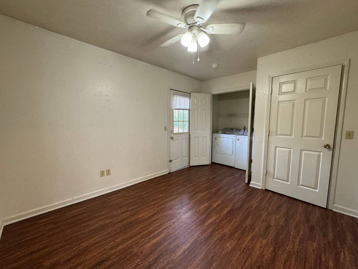 Apartment for rent at 1708 Brooklyn Dr, Murray, KY 42071