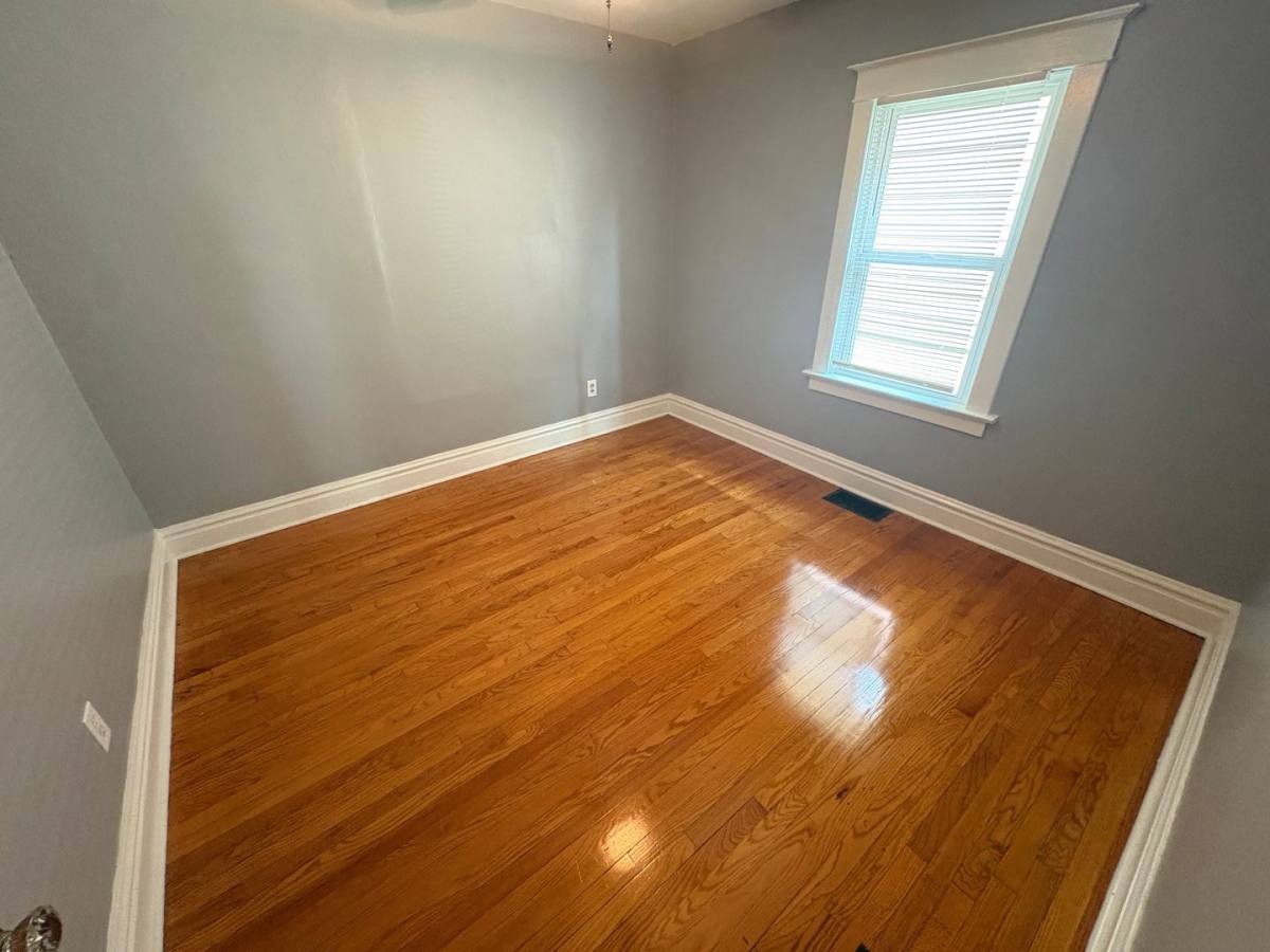 House for rent at 13 N Hartnett Ave, Saint Louis, MO 63135