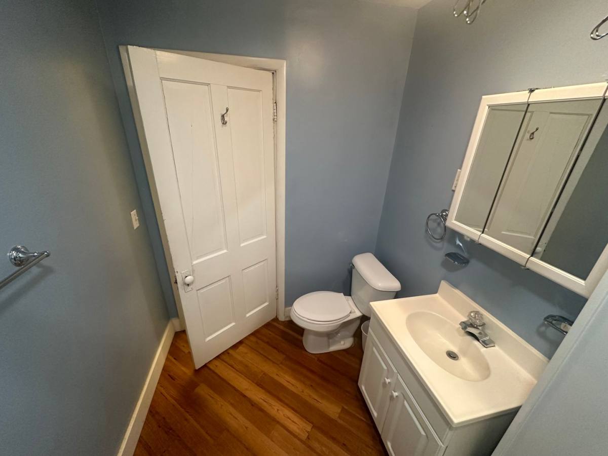 Apartment for rent at 141 N Diamond St, Mercer, PA 16137