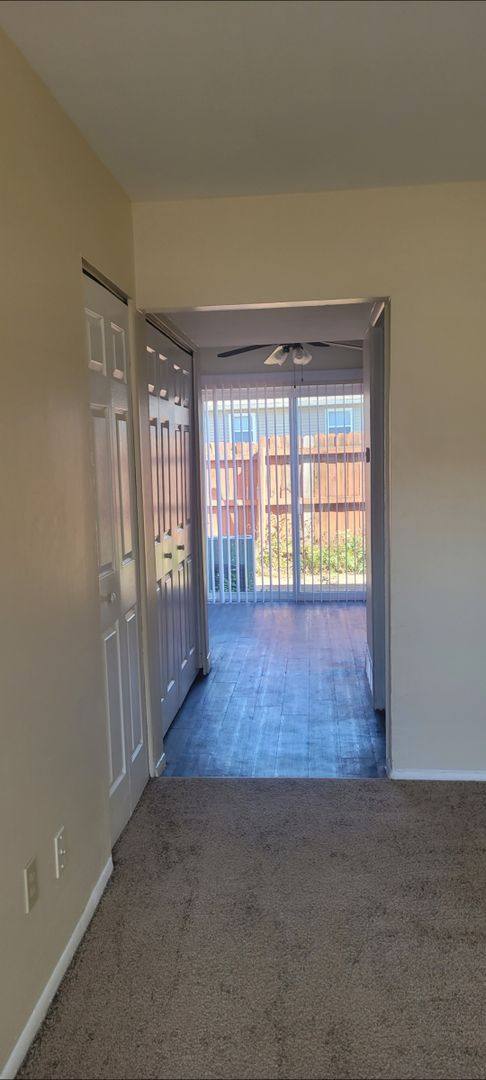 Townhouse for rent at 3223 N Talbot Ave, Erlanger, KY 41018