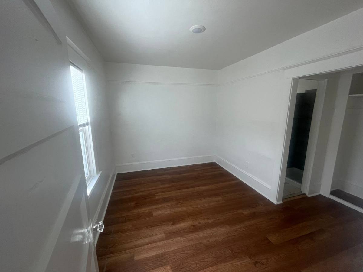 Apartment for rent at 3403 San Leandro St, Oakland, CA 94601
