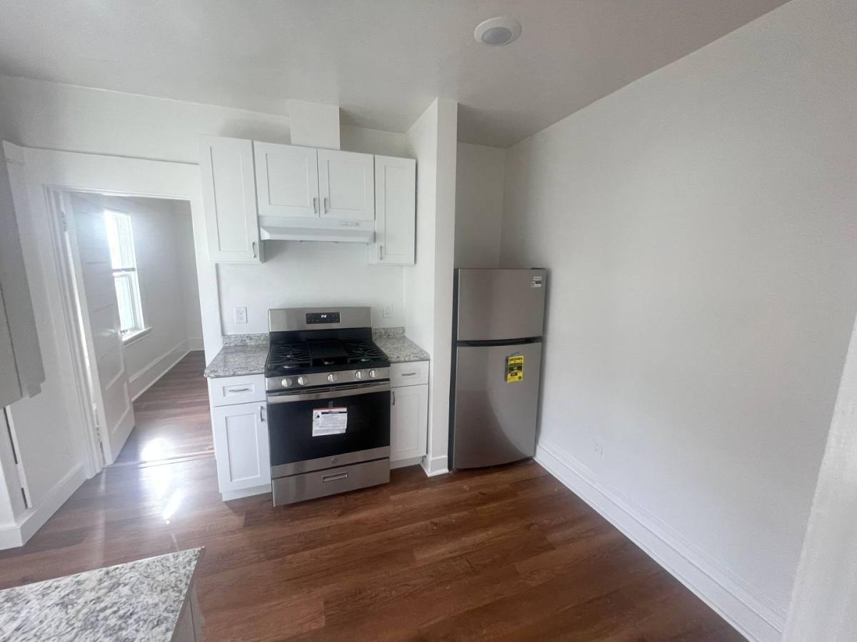 Apartment for rent at 3403 San Leandro St, Oakland, CA 94601