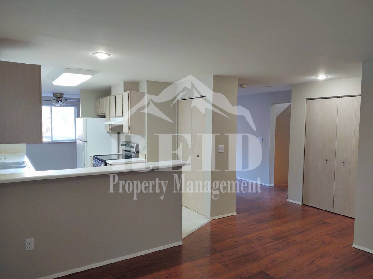 Townhouse for rent at 1313 Slate Lane NW, Silverdale, WA 98383