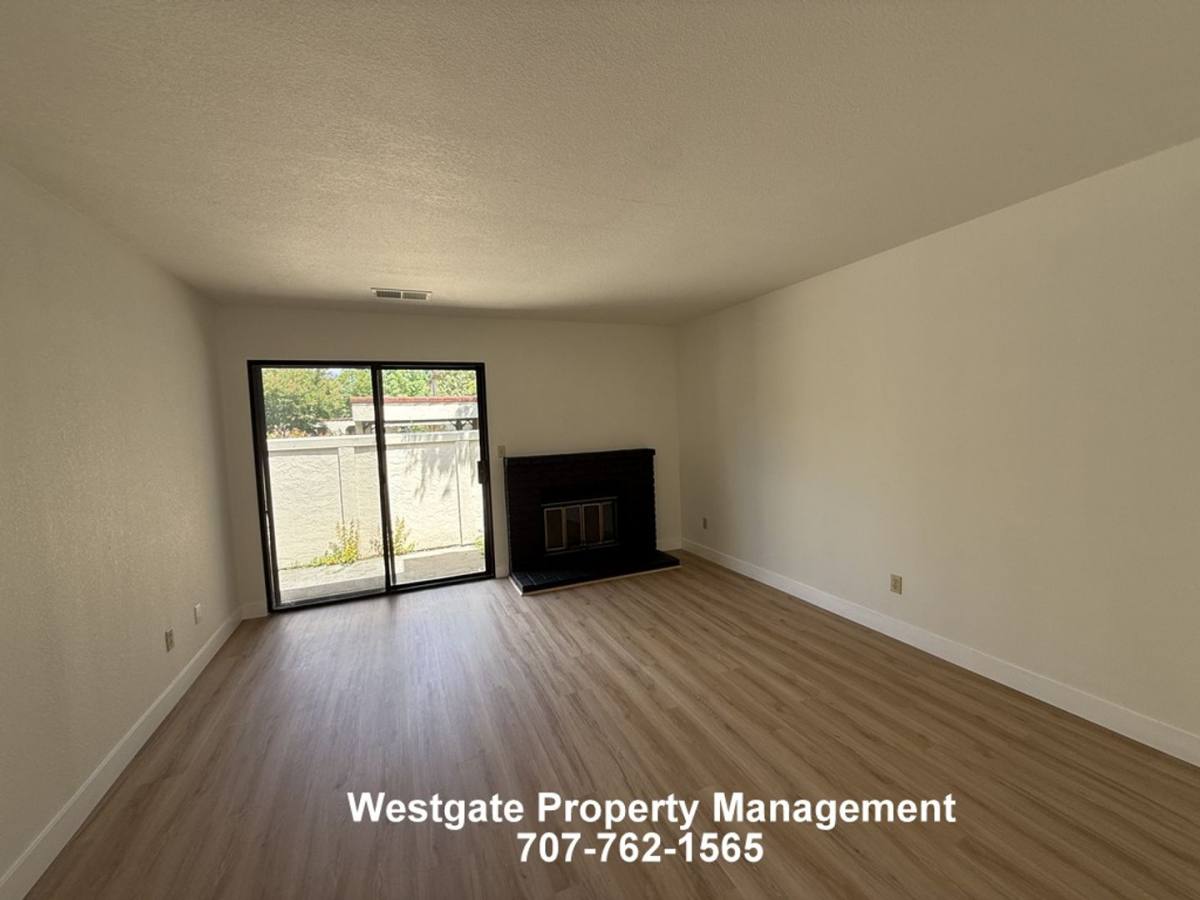 Condo for rent at 240 Park Place Dr, Petaluma, CA 94952