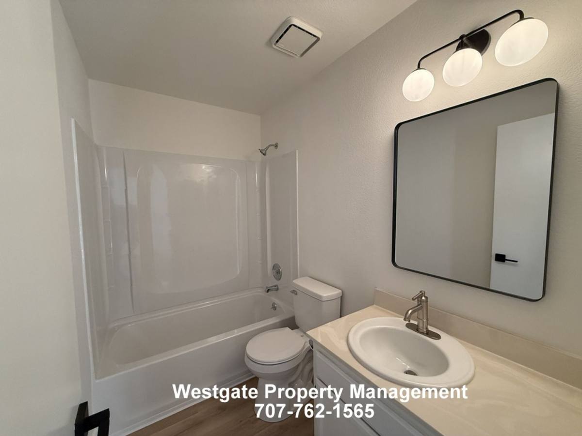 Condo for rent at 240 Park Place Dr, Petaluma, CA 94952