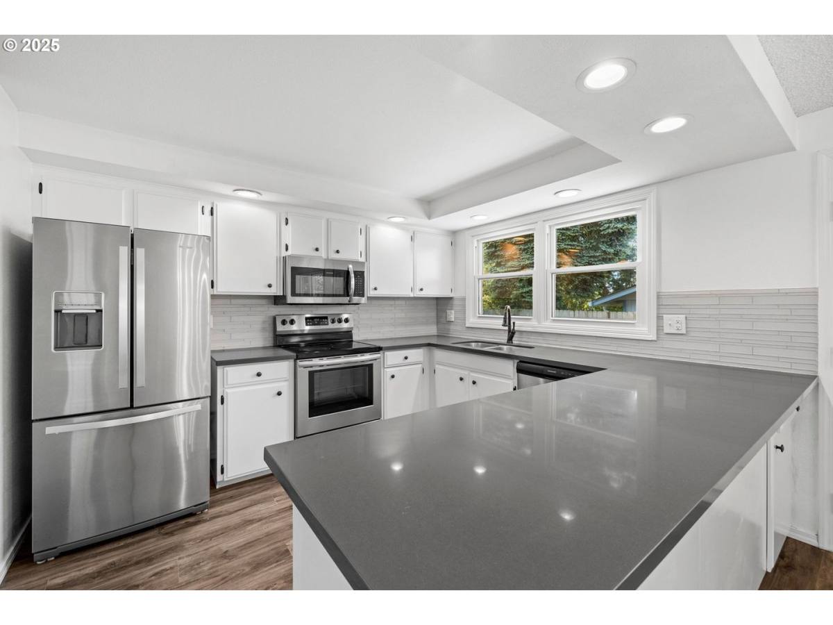 House for rent at 14103 SE McGillivray Blvd, Vancouver, WA 98683