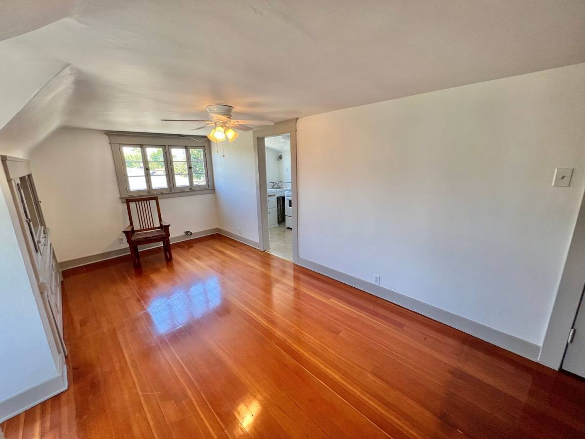 Apartment for rent at 2801 E 2nd St, Long Beach, CA 90803