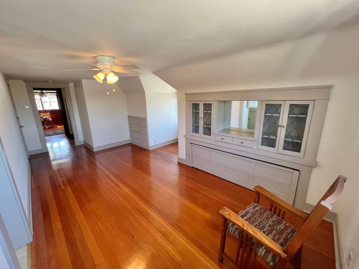 Apartment for rent at 2801 E 2nd St, Long Beach, CA 90803