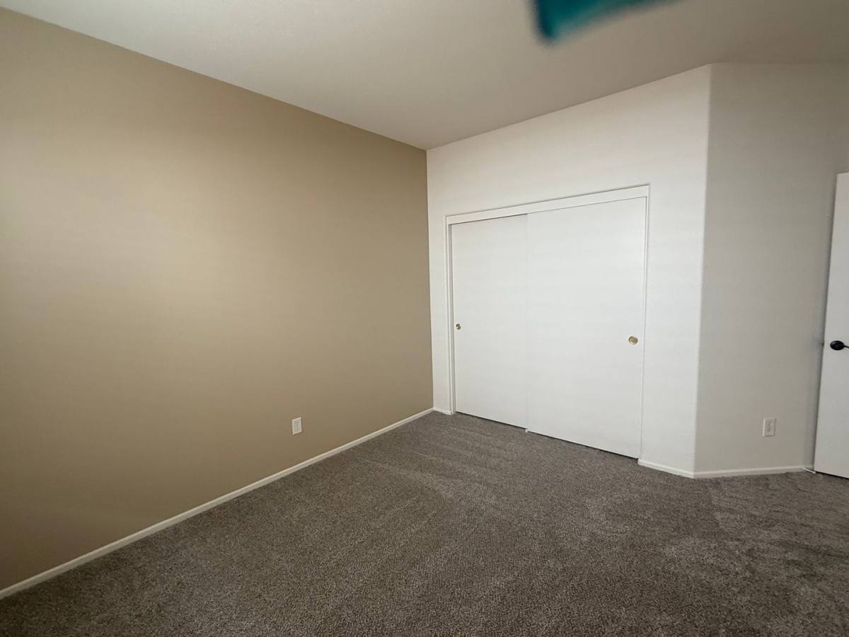 House for rent at 13252 Placentia St, Hesperia, CA 92344