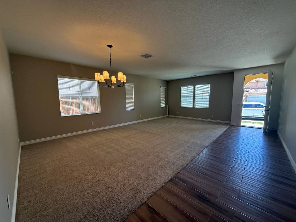 House for rent at 13252 Placentia St, Hesperia, CA 92344