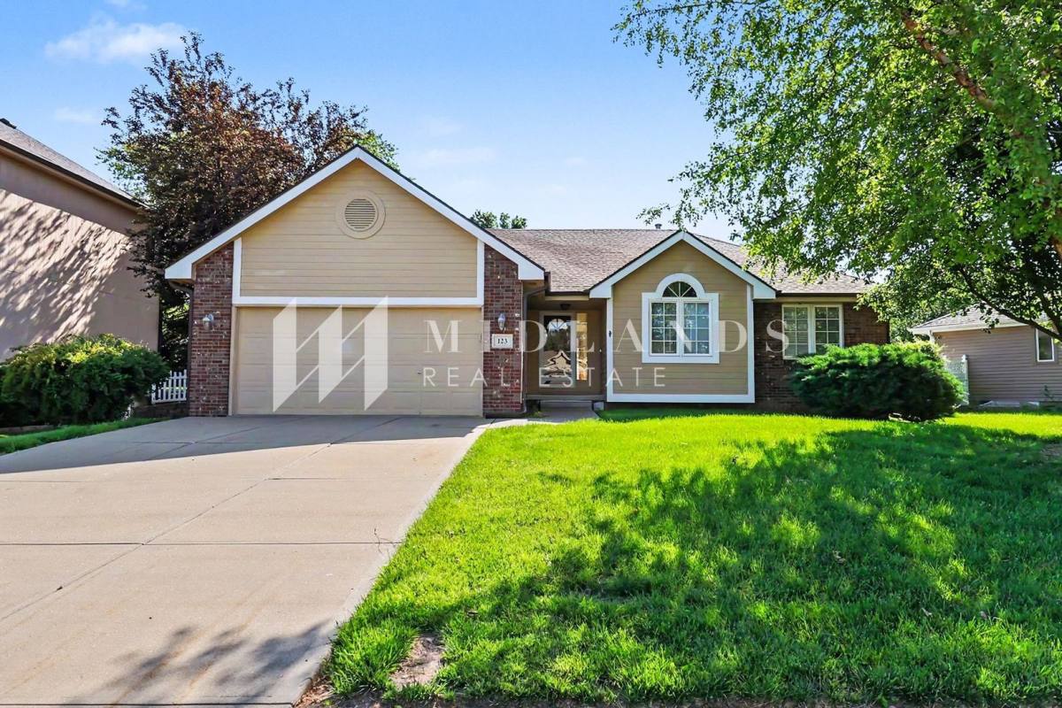 House for rent at 123 Wilma Rd, Papillion, NE 68133