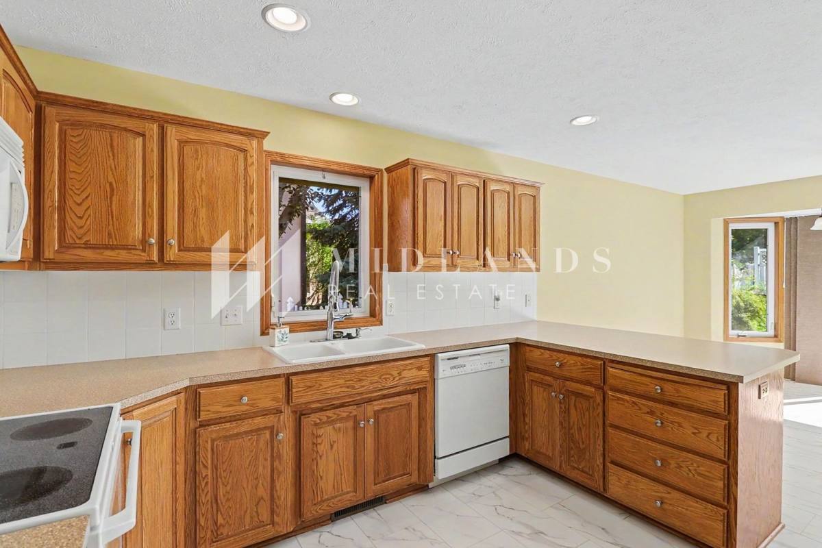 House for rent at 123 Wilma Rd, Papillion, NE 68133