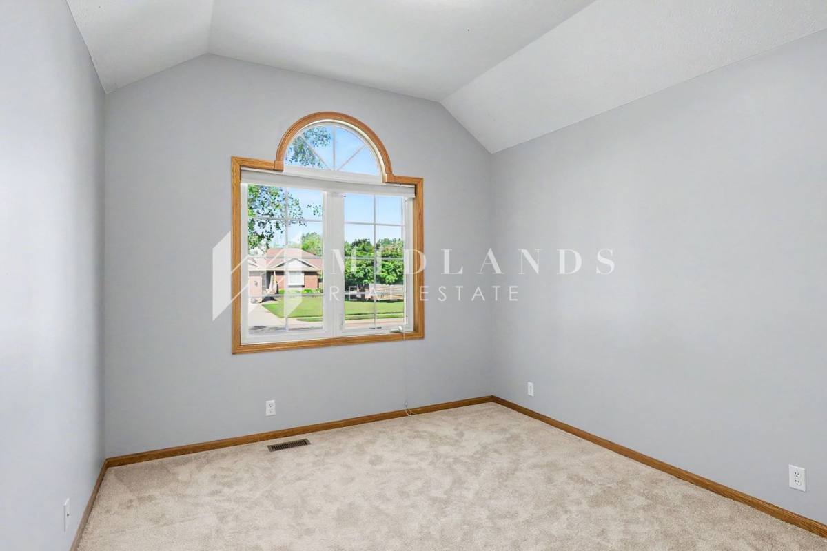 House for rent at 123 Wilma Rd, Papillion, NE 68133